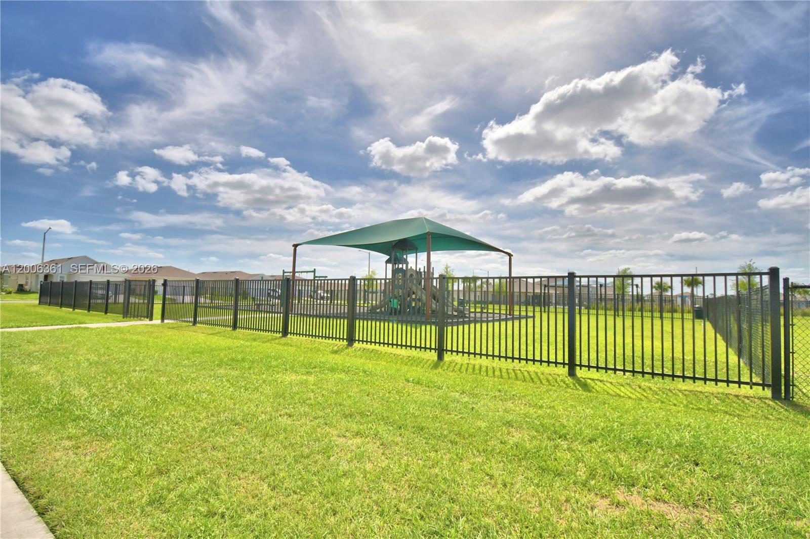 LAKE DEER ESTATES - Residential
