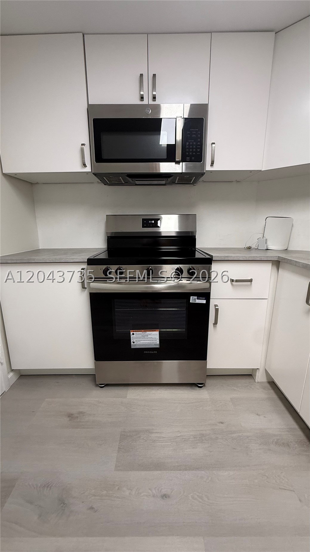 ARLEN HOUSE CONDO - Residential Lease