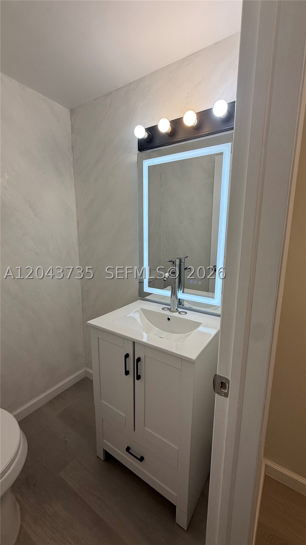 ARLEN HOUSE CONDO - Residential Lease
