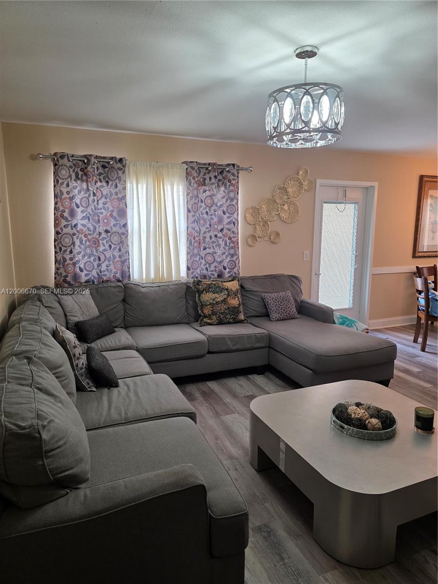 KINGS POINT SAXONY CONDOS - Residential
