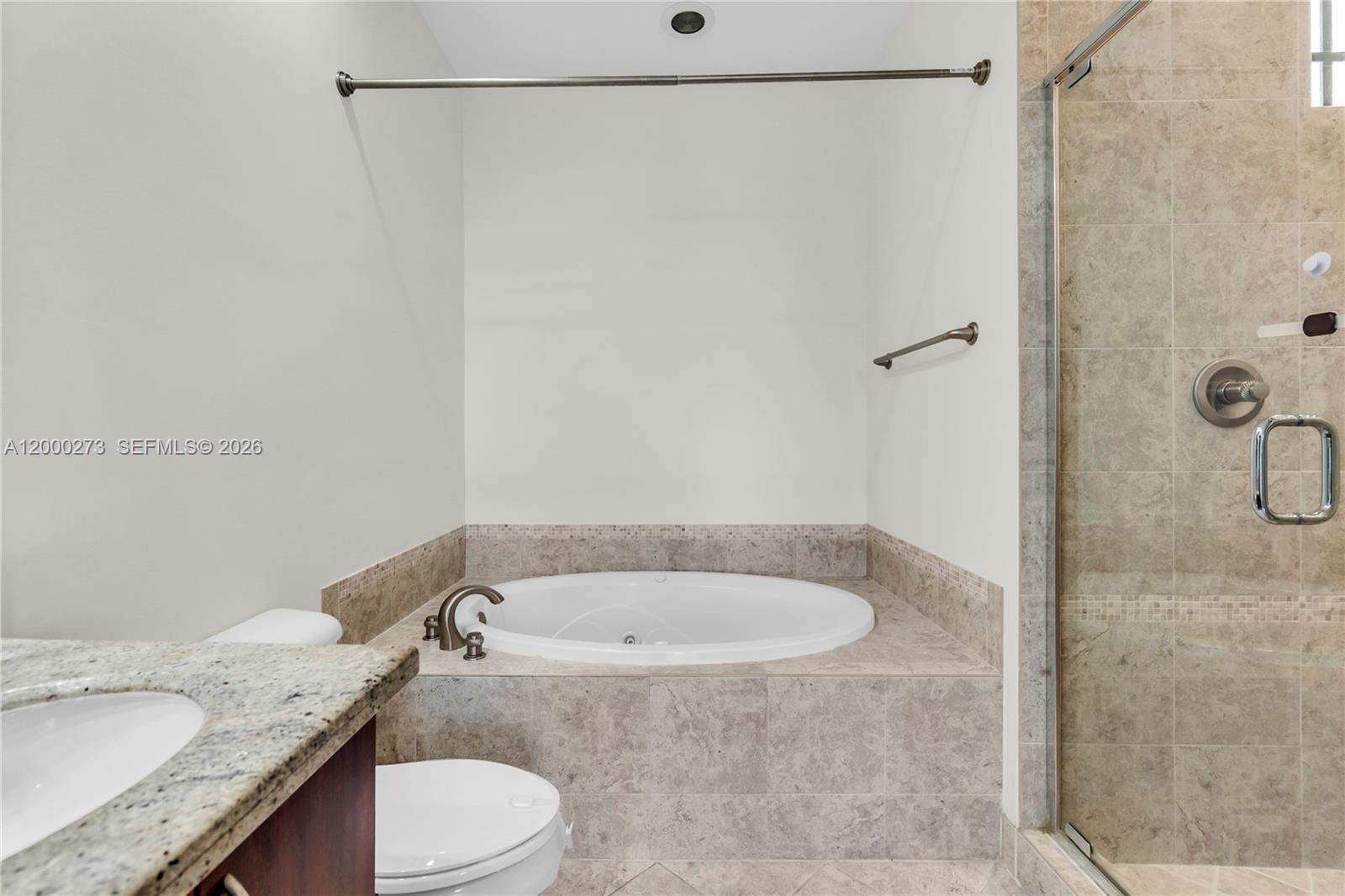 VILLA FLORA CONDO - Residential