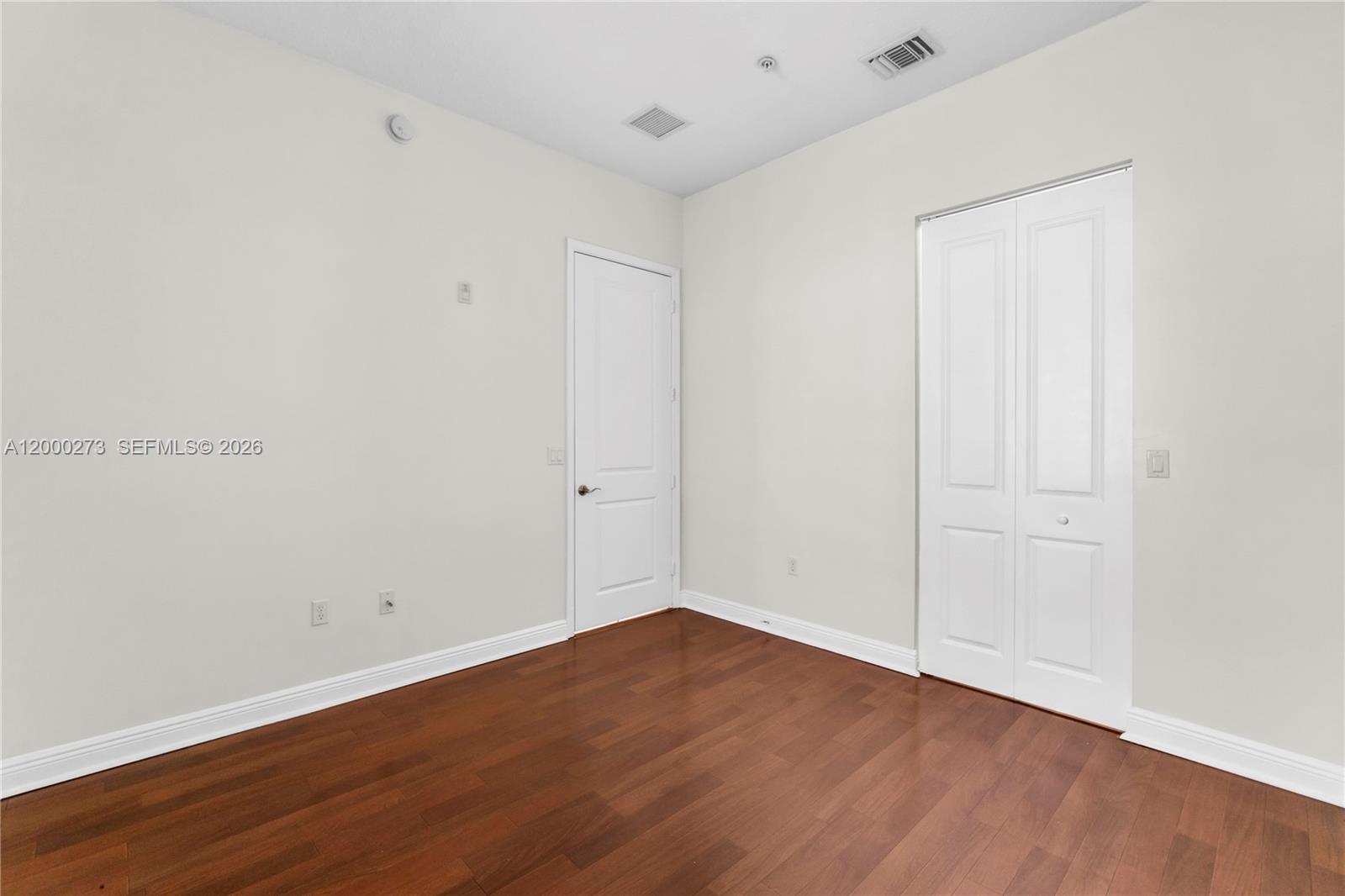 VILLA FLORA CONDO - Residential