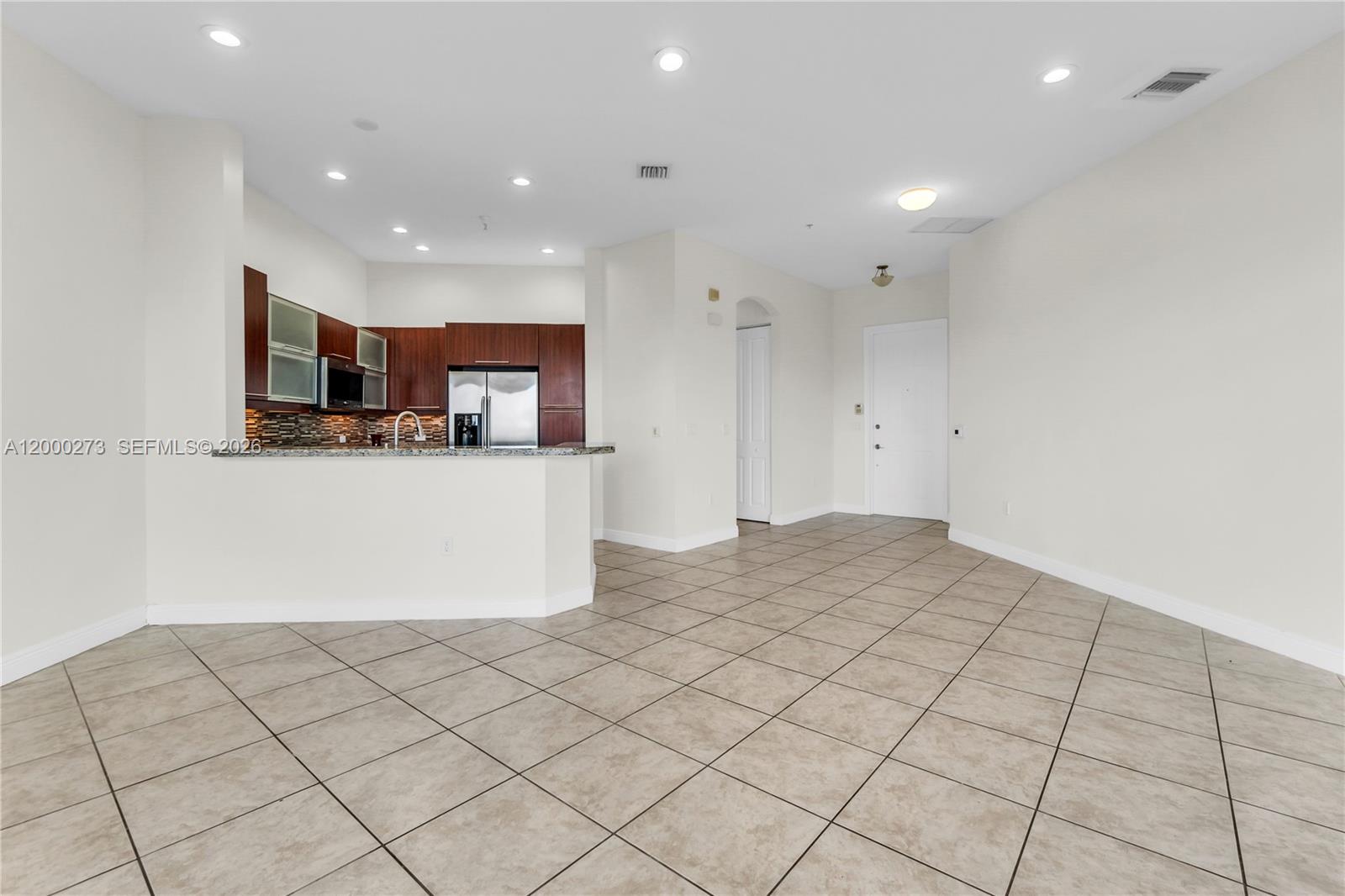 VILLA FLORA CONDO - Residential