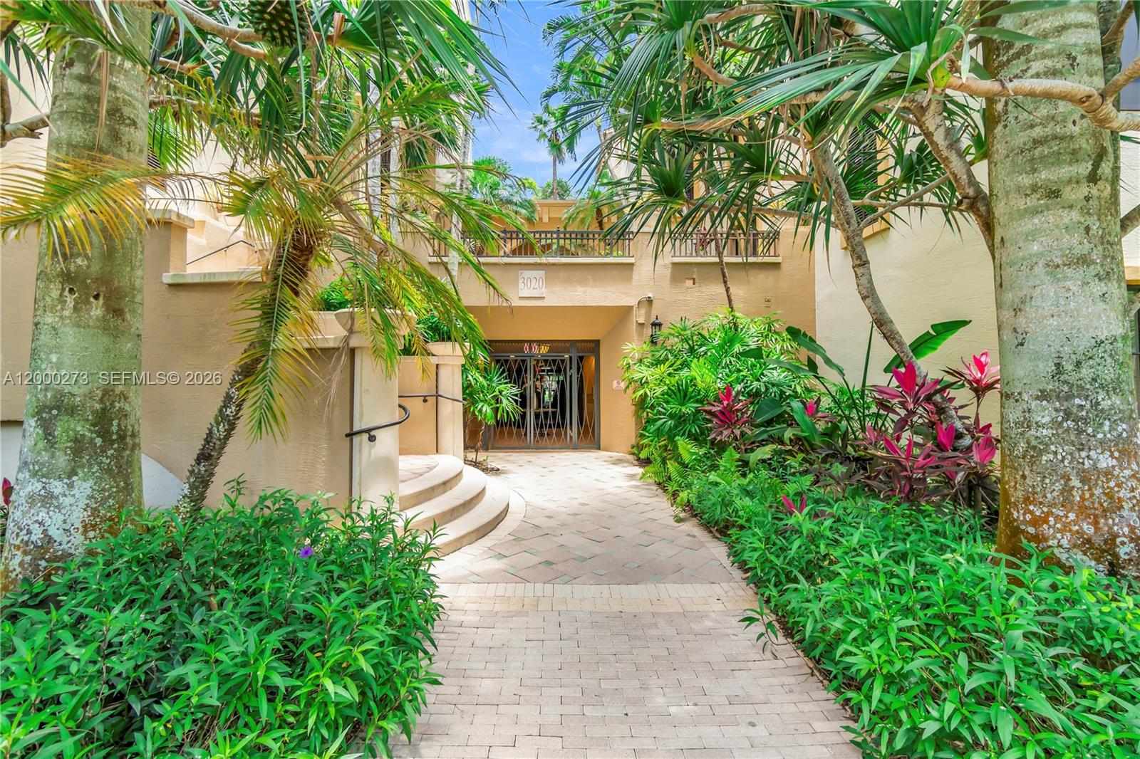 VILLA FLORA CONDO - Residential