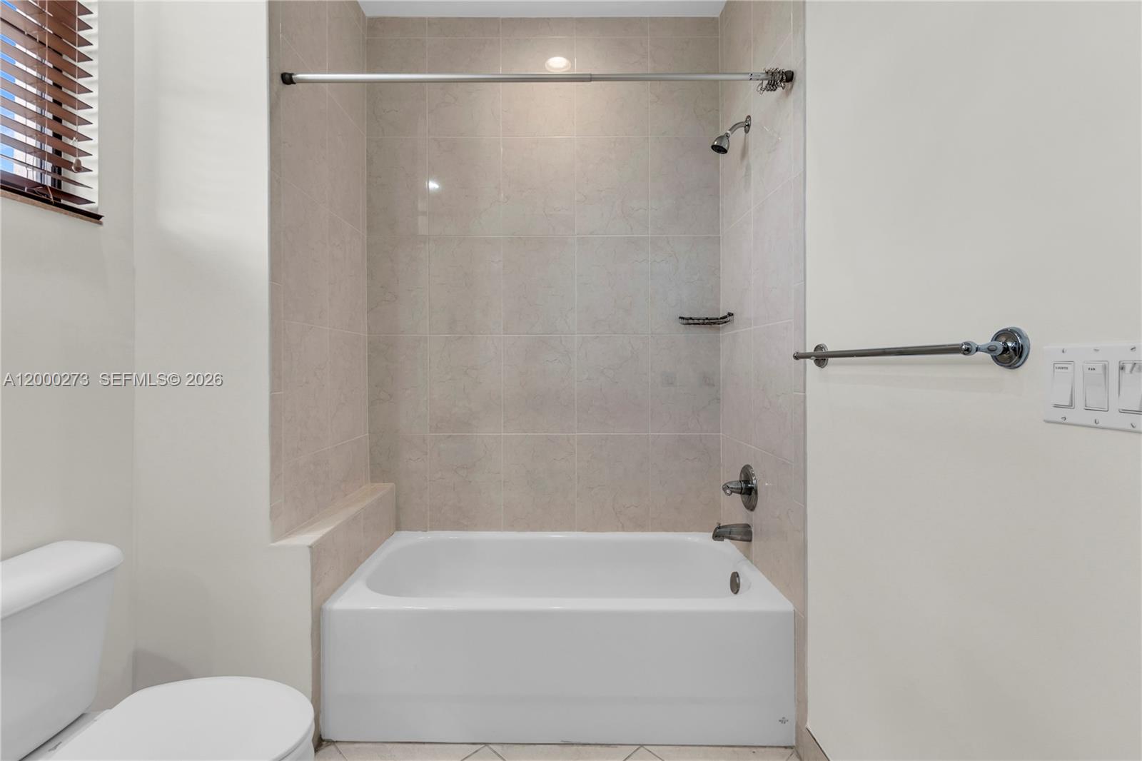 VILLA FLORA CONDO - Residential