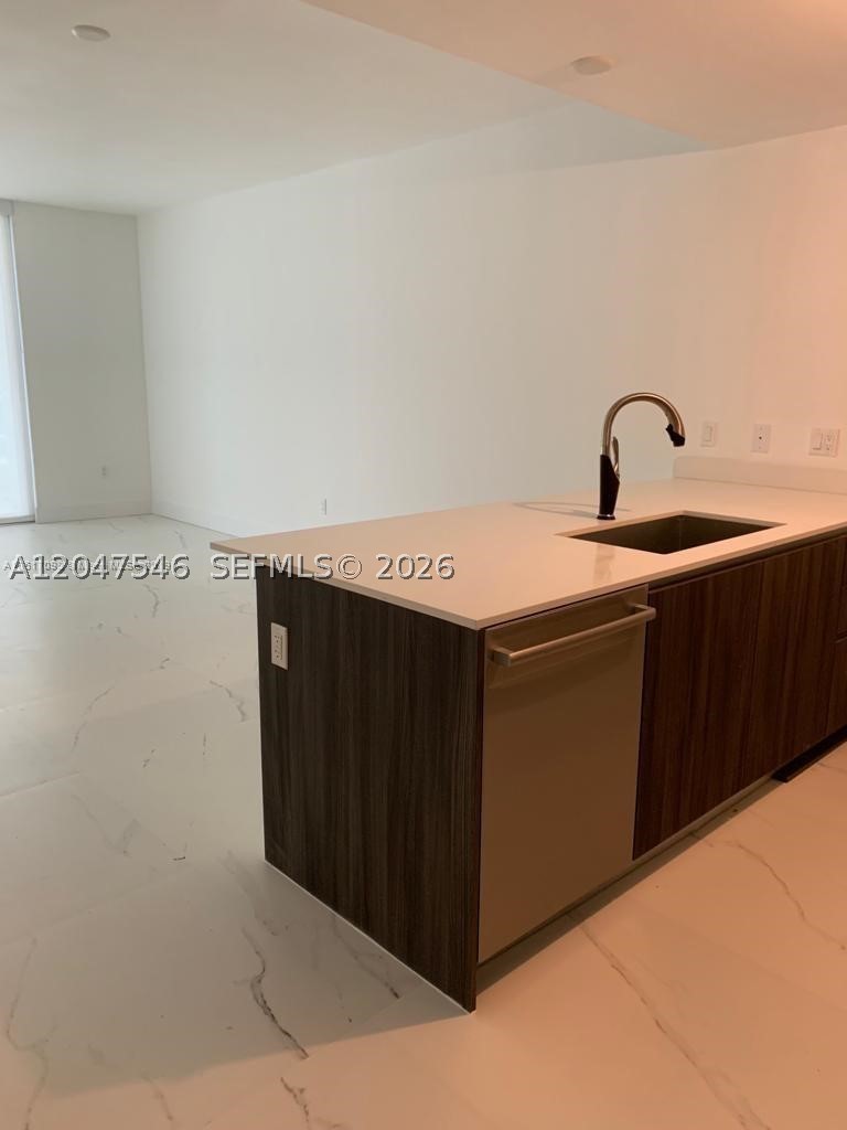 ARIA ON THE BAY CONDO - Residential Lease