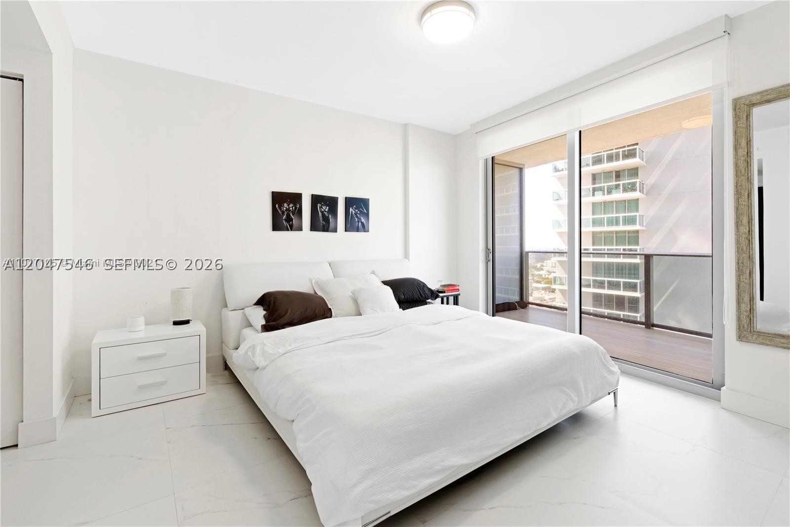 ARIA ON THE BAY CONDO - Residential Lease