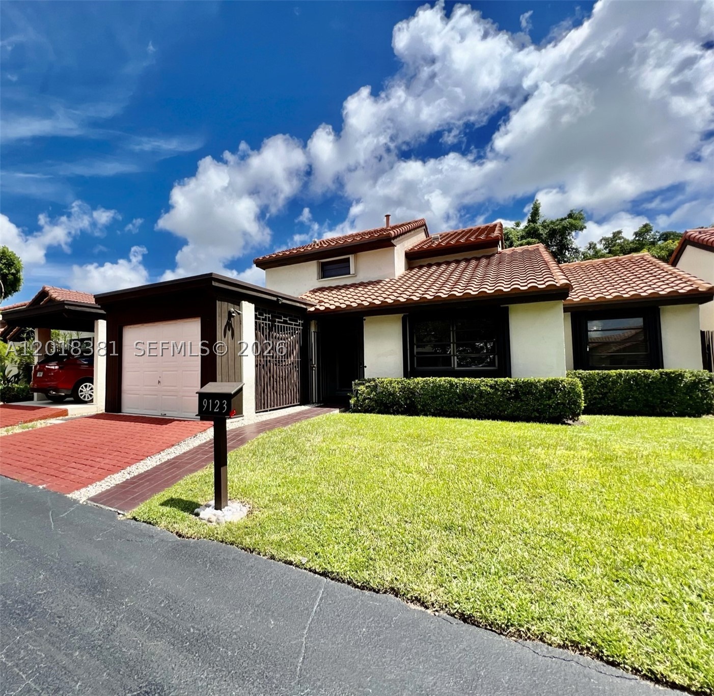 GLADEWIND HEIGHTS - Residential