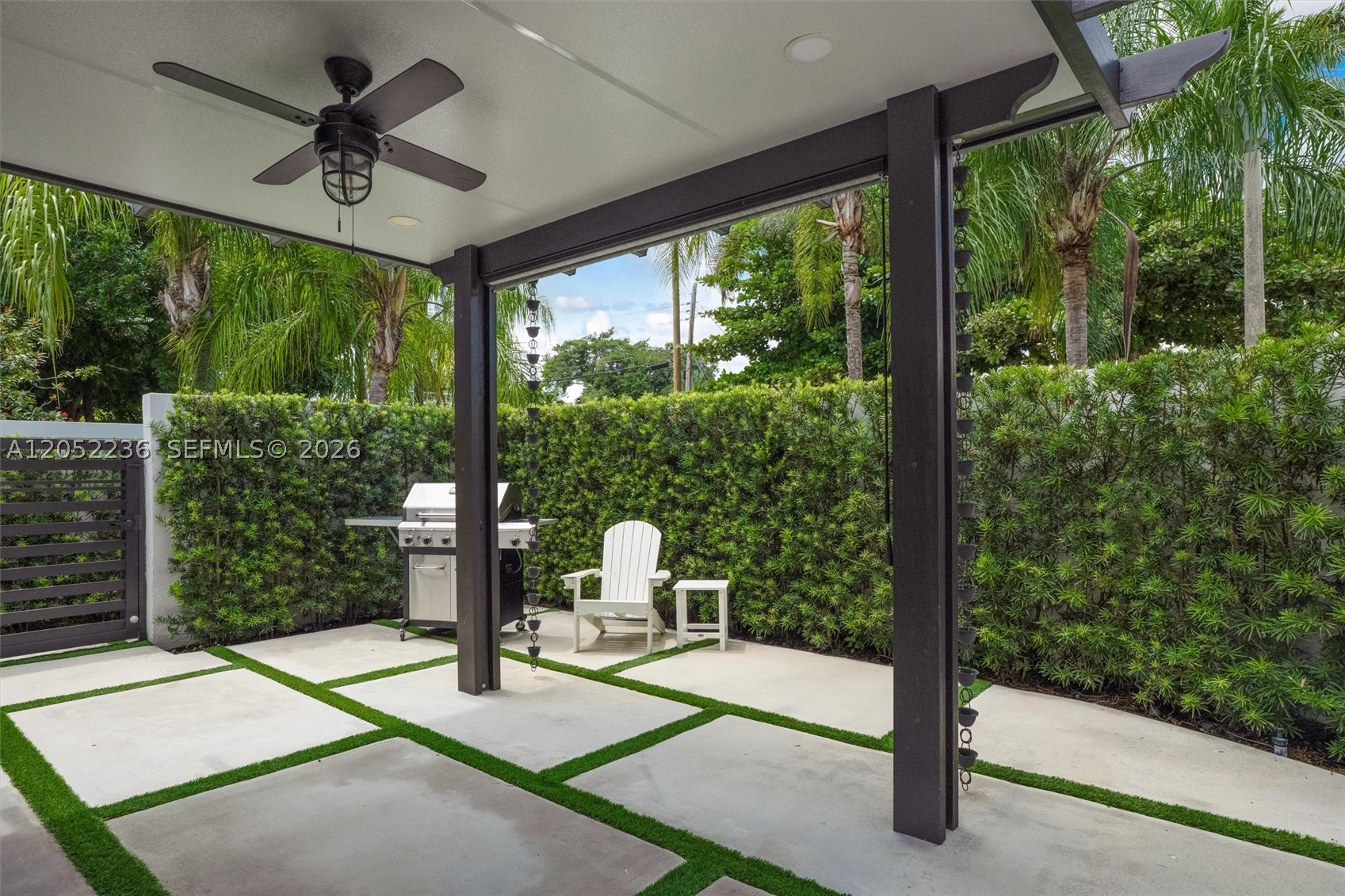 SILVER BLUFF EST-SEC B - Residential Lease