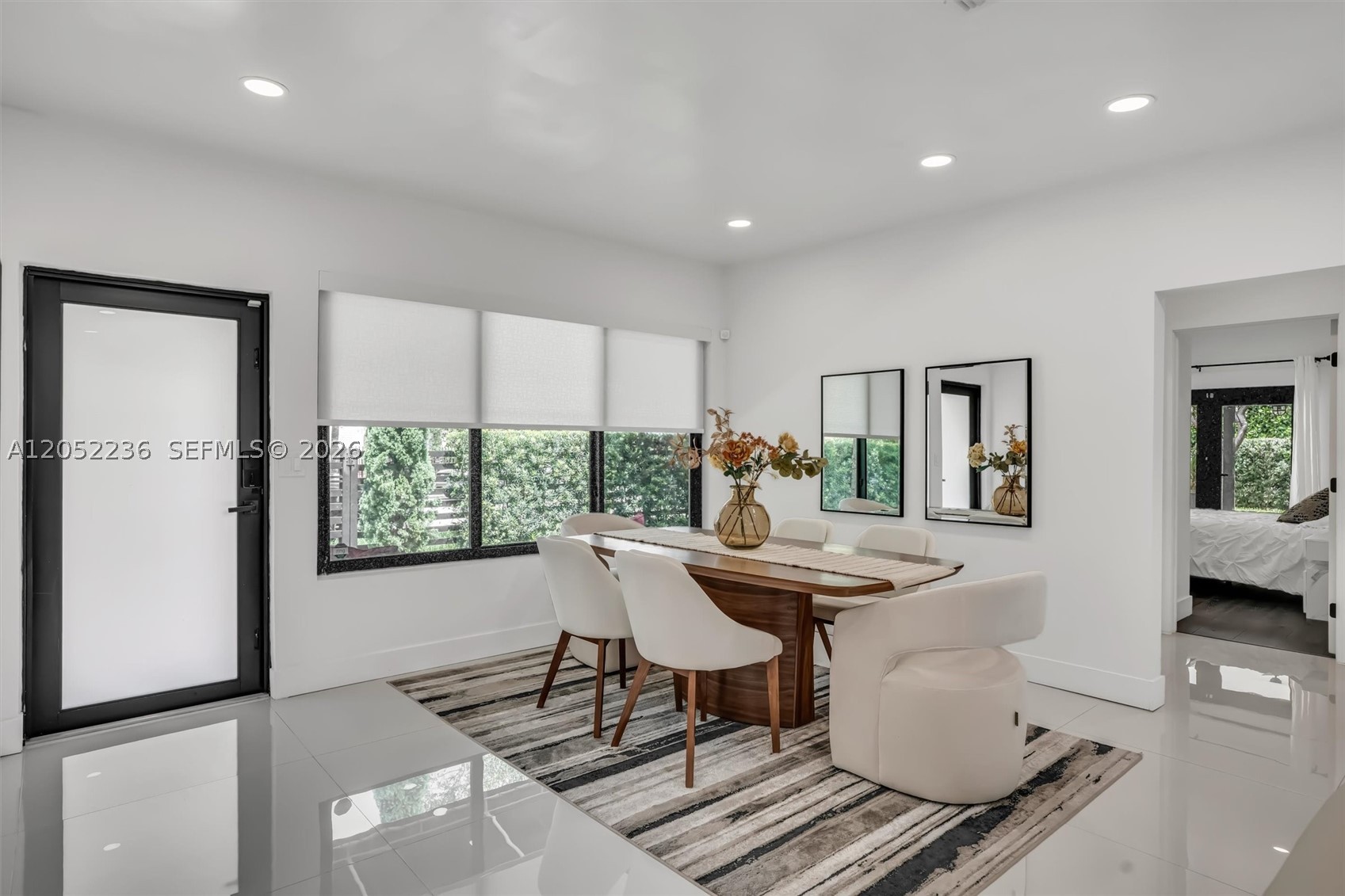 SILVER BLUFF EST-SEC B - Residential Lease