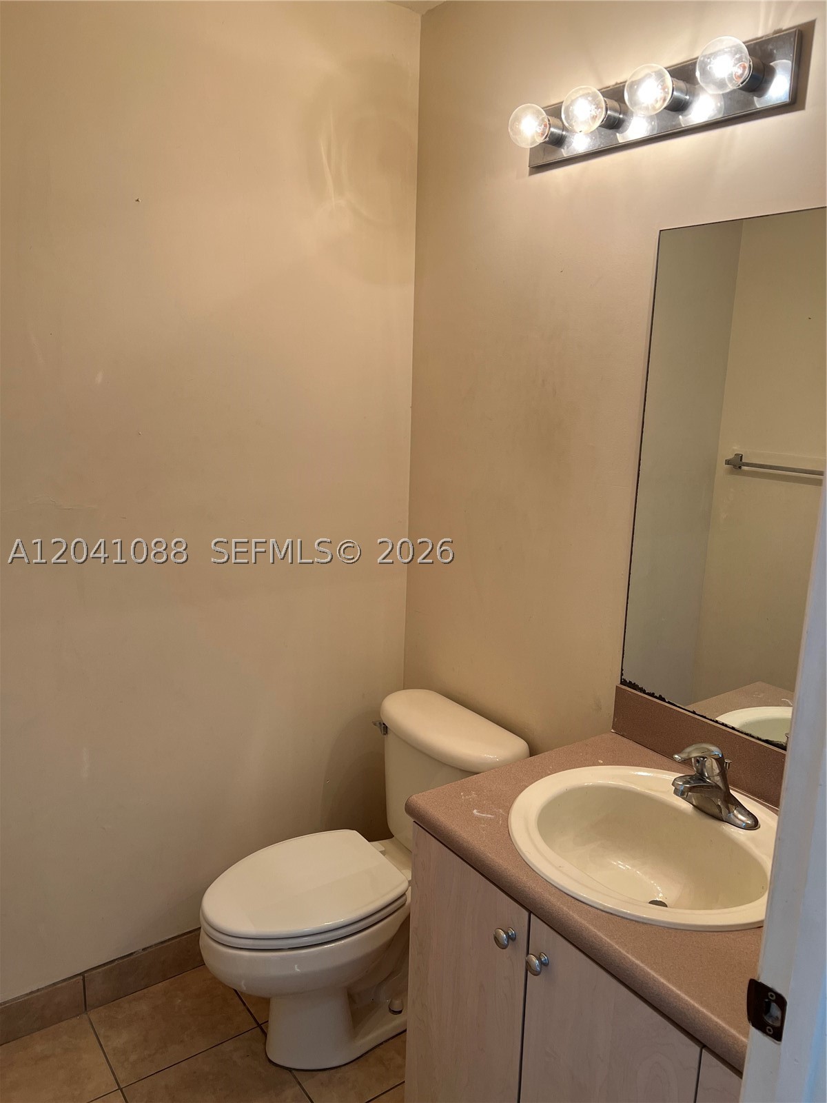 Hidden Court Townhomes - Residential