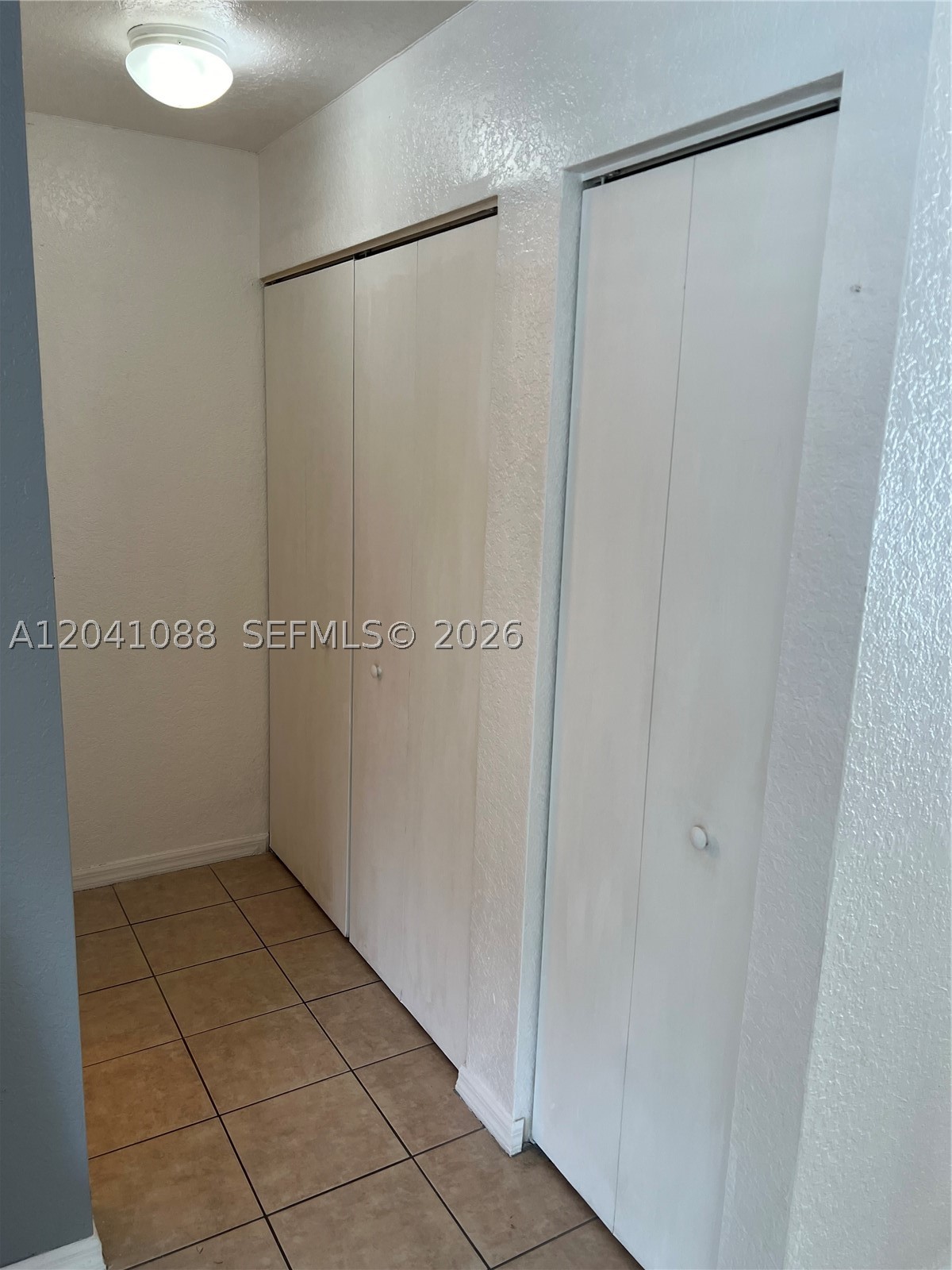 Hidden Court Townhomes - Residential