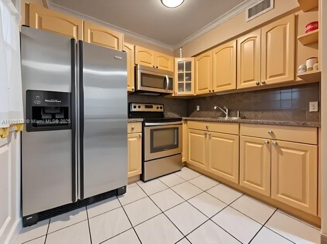 SOUTH BAY EST - Residential