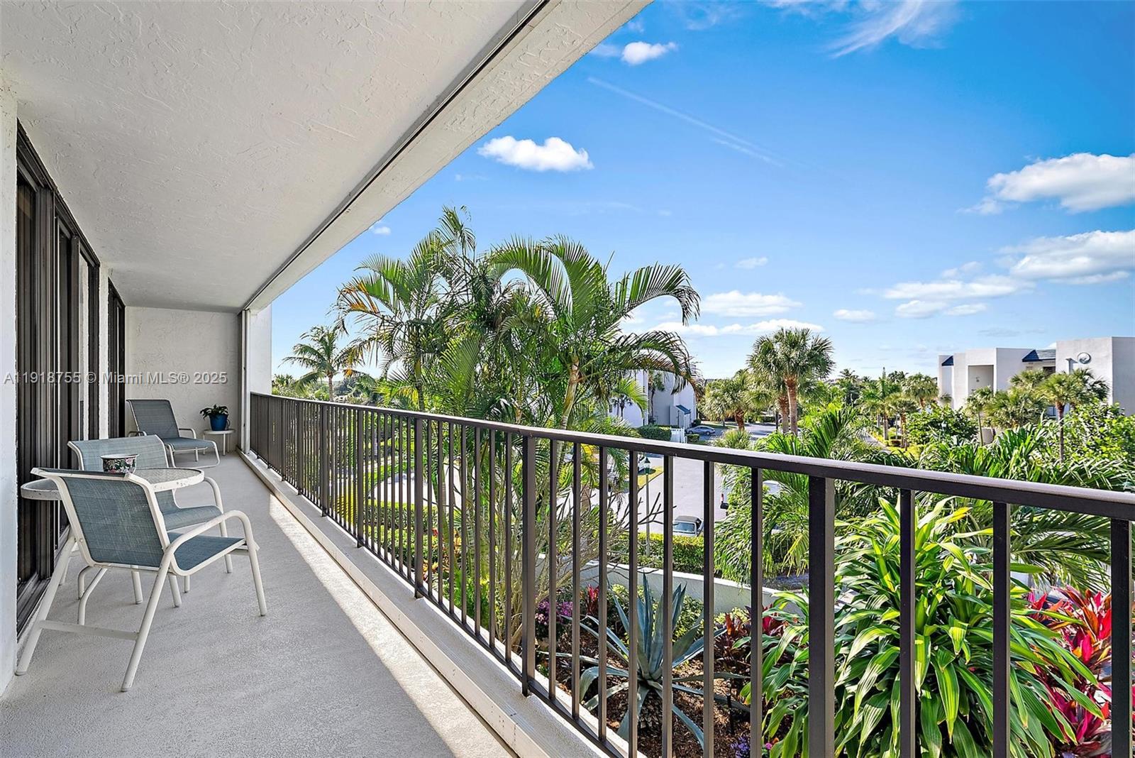 OCEANCREST CONDO APTS - Residential