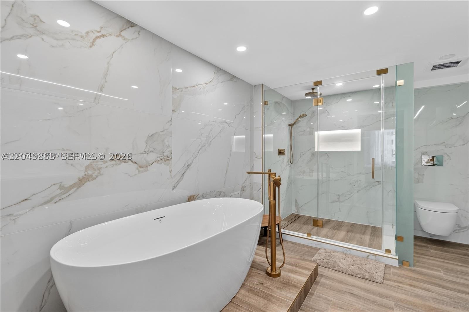 RONEY PALACE CONDO - Residential
