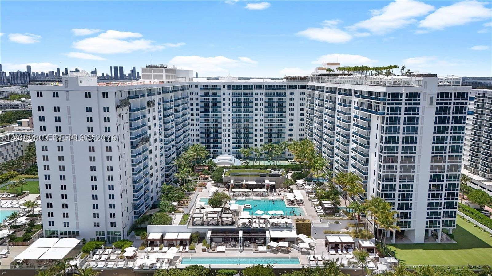 RONEY PALACE CONDO - Residential
