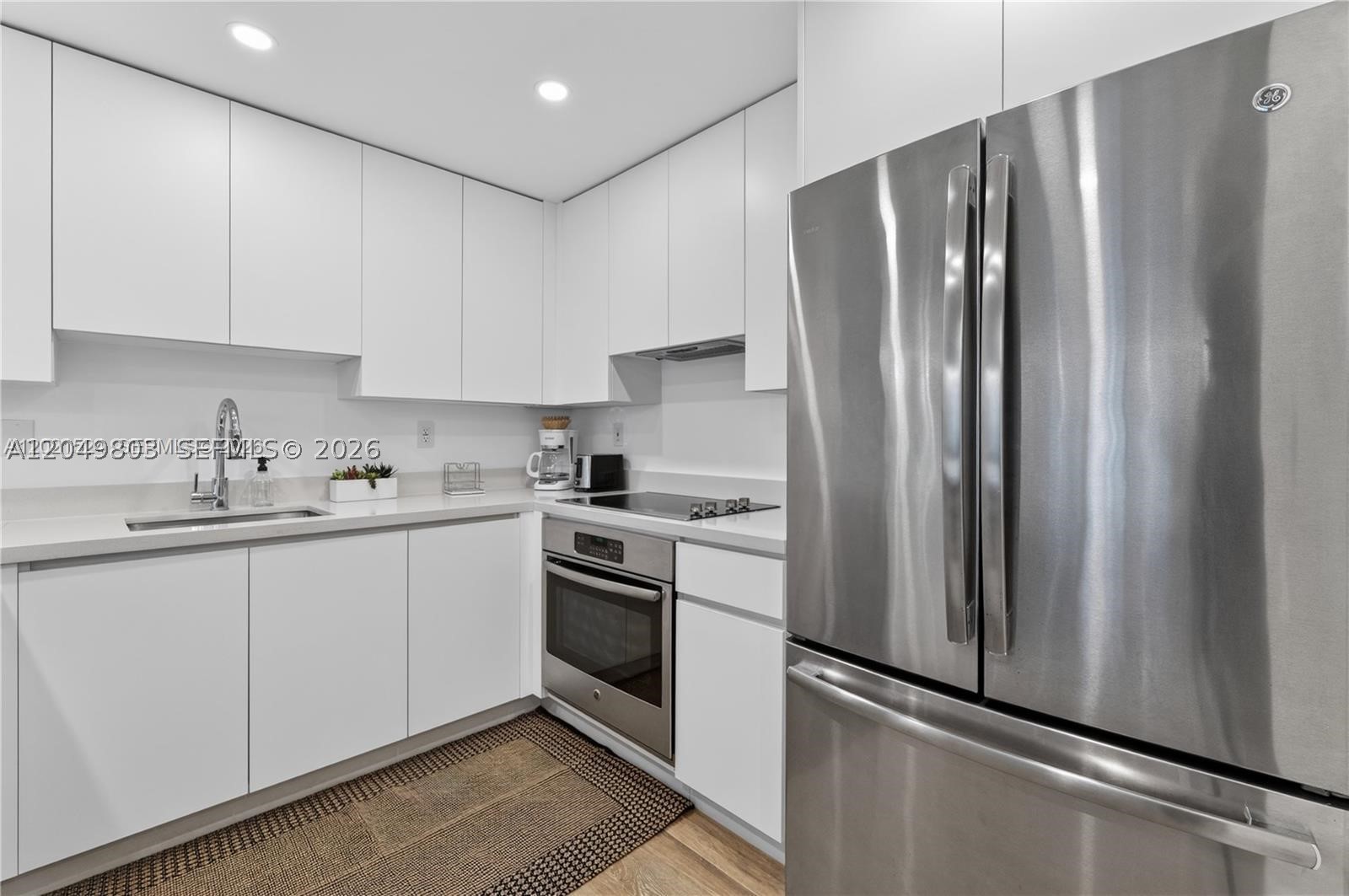 RONEY PALACE CONDO - Residential