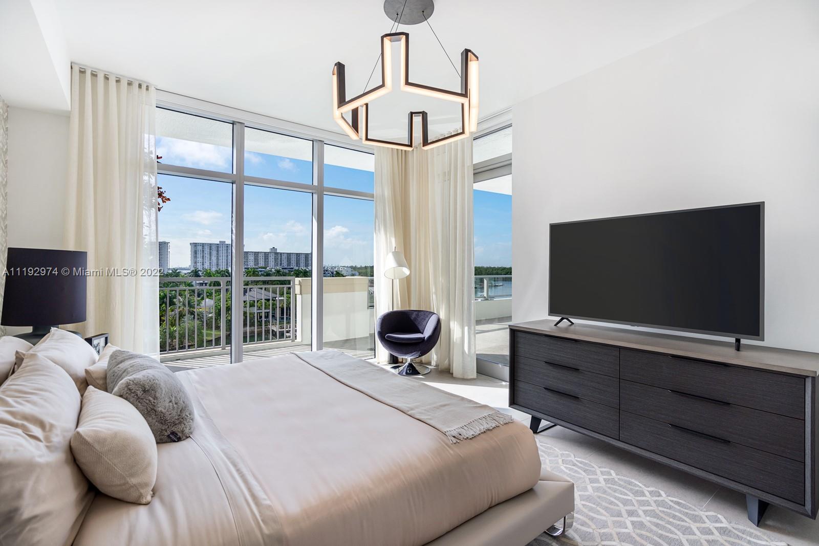 PARQUE TOWERS CONDO - Residential
