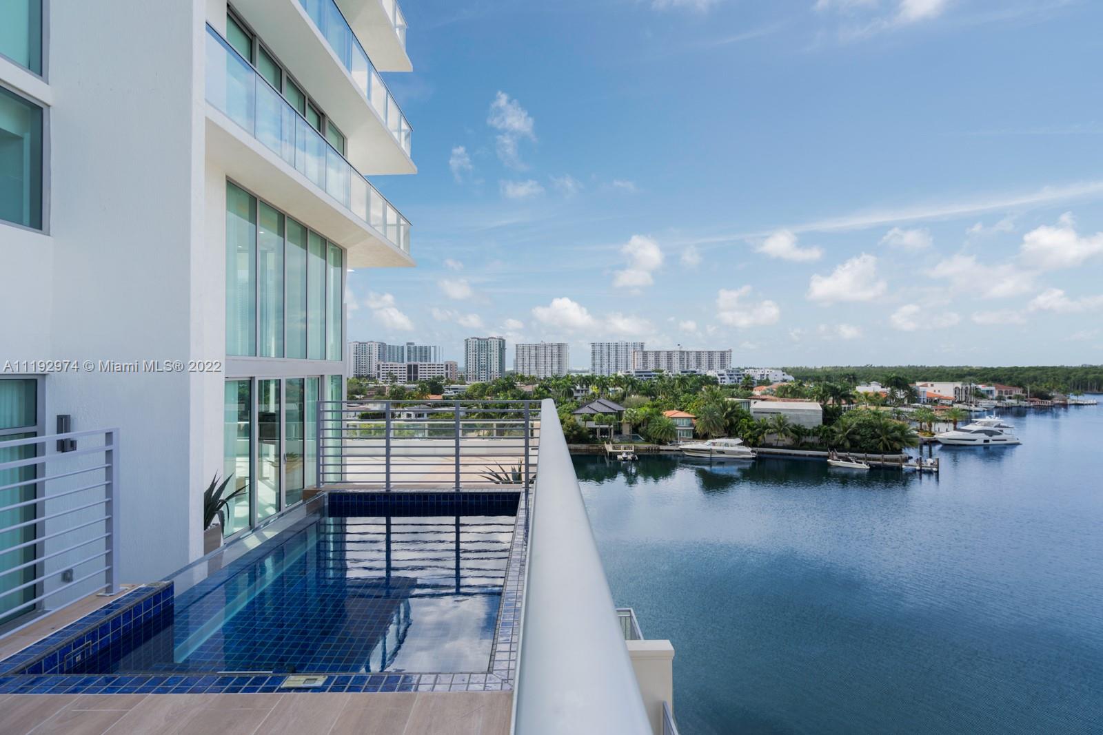 PARQUE TOWERS CONDO - Residential