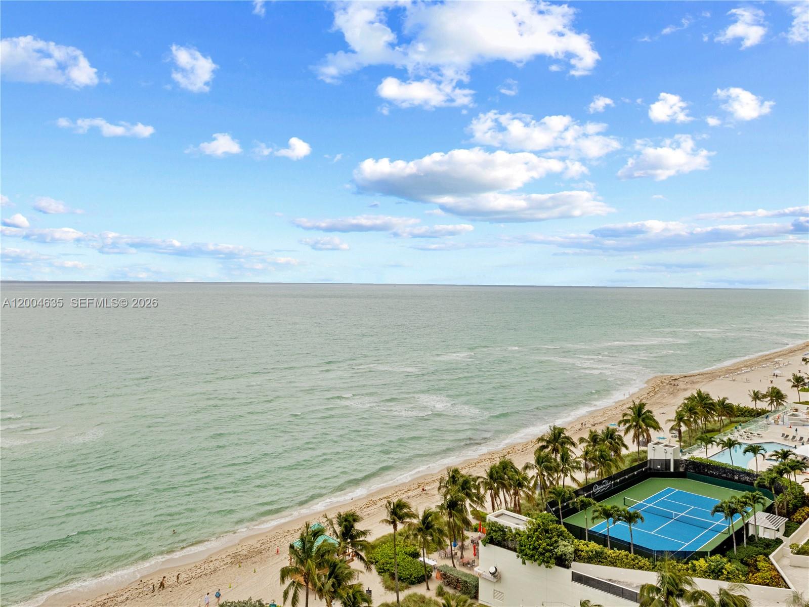THE AVENTURA BEACH CLUB C - Residential