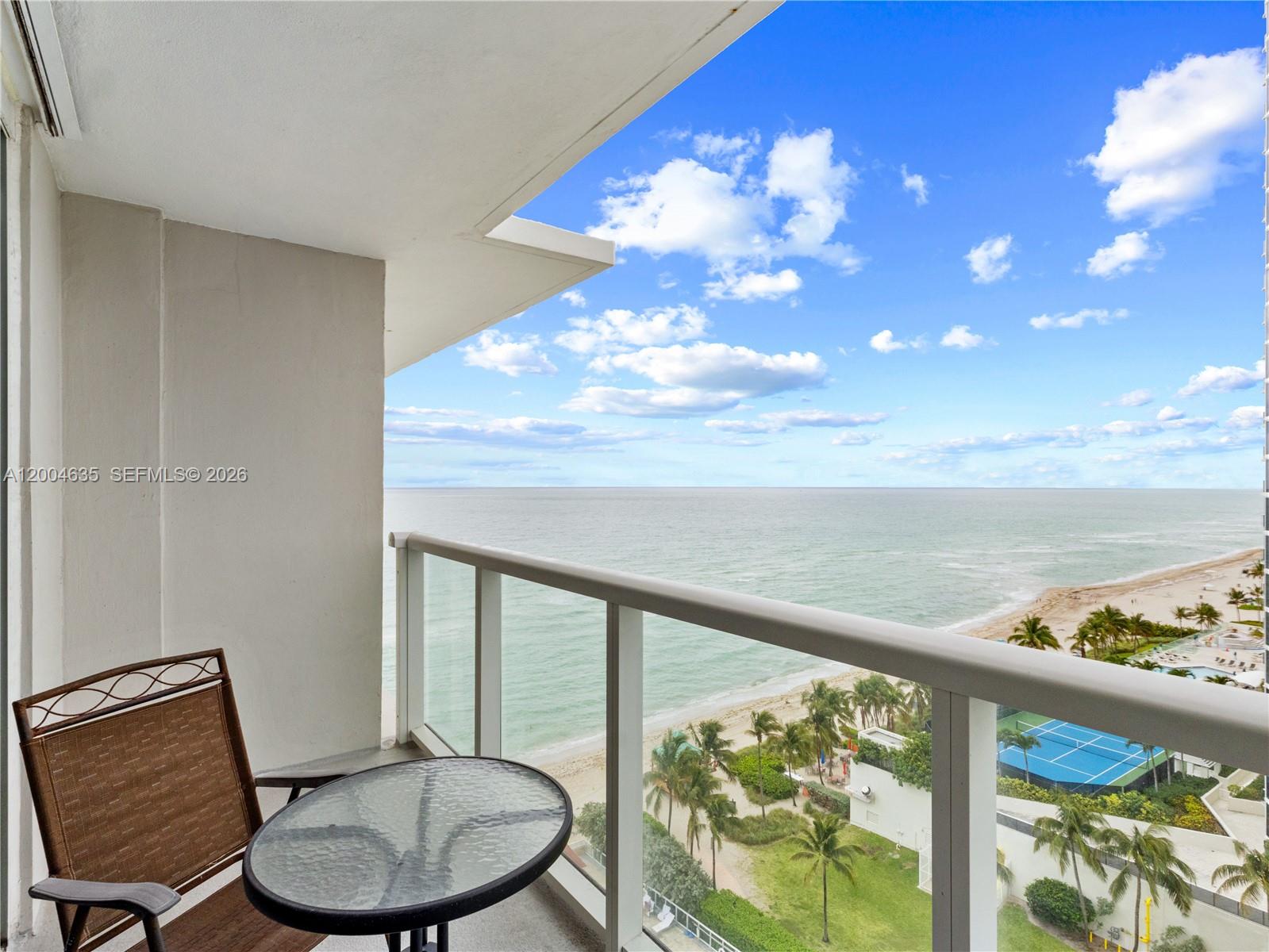 THE AVENTURA BEACH CLUB C - Residential