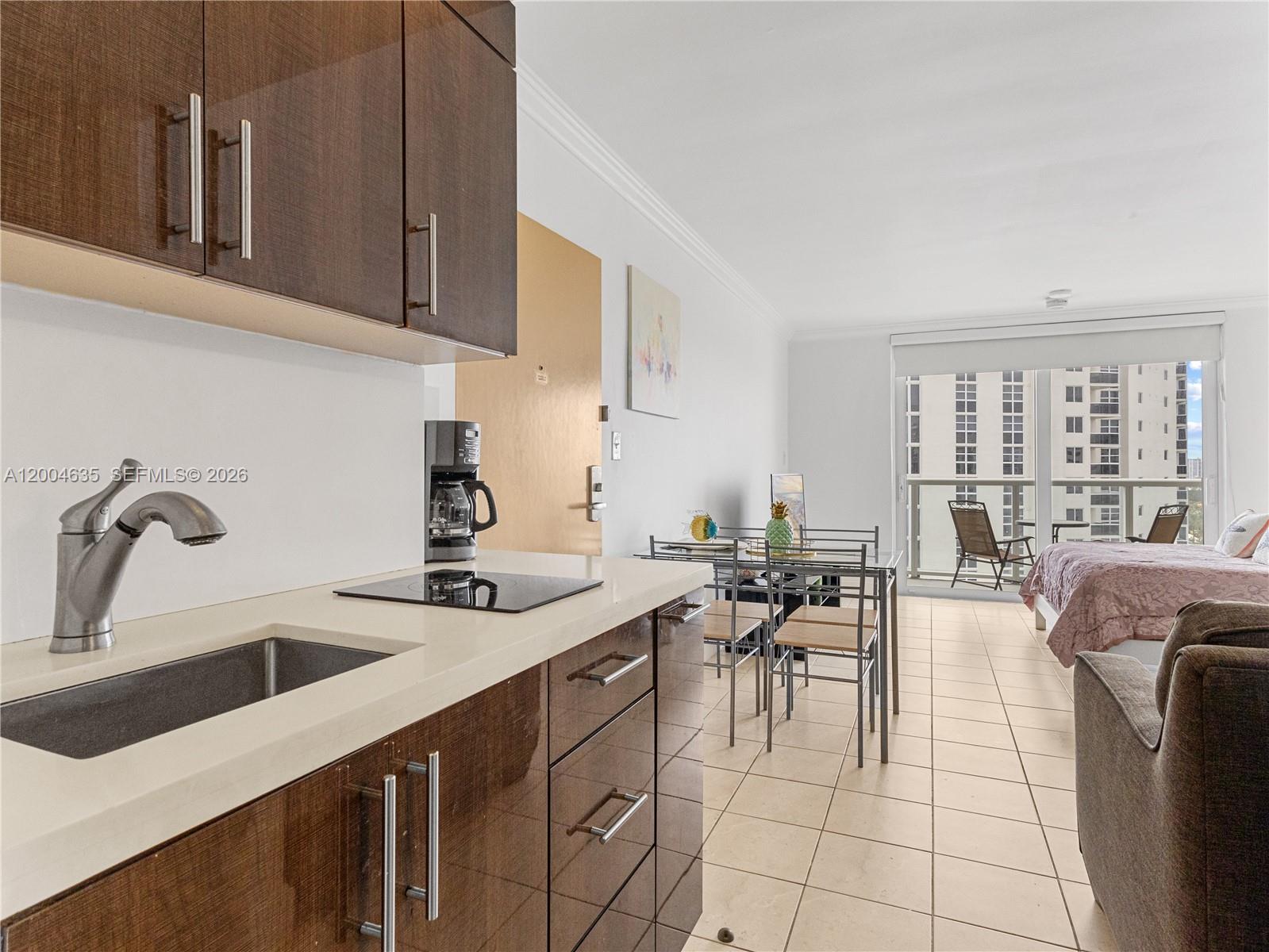 THE AVENTURA BEACH CLUB C - Residential