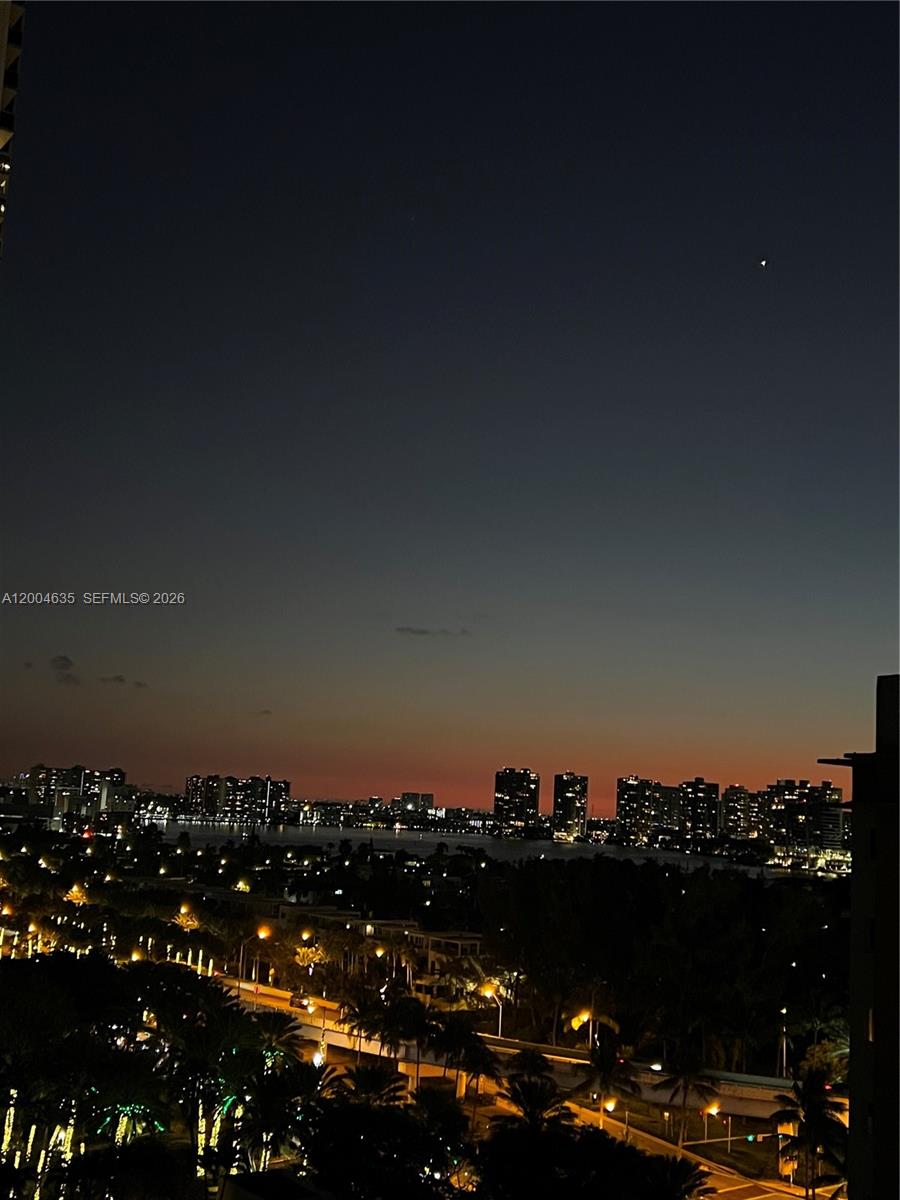 THE AVENTURA BEACH CLUB C - Residential