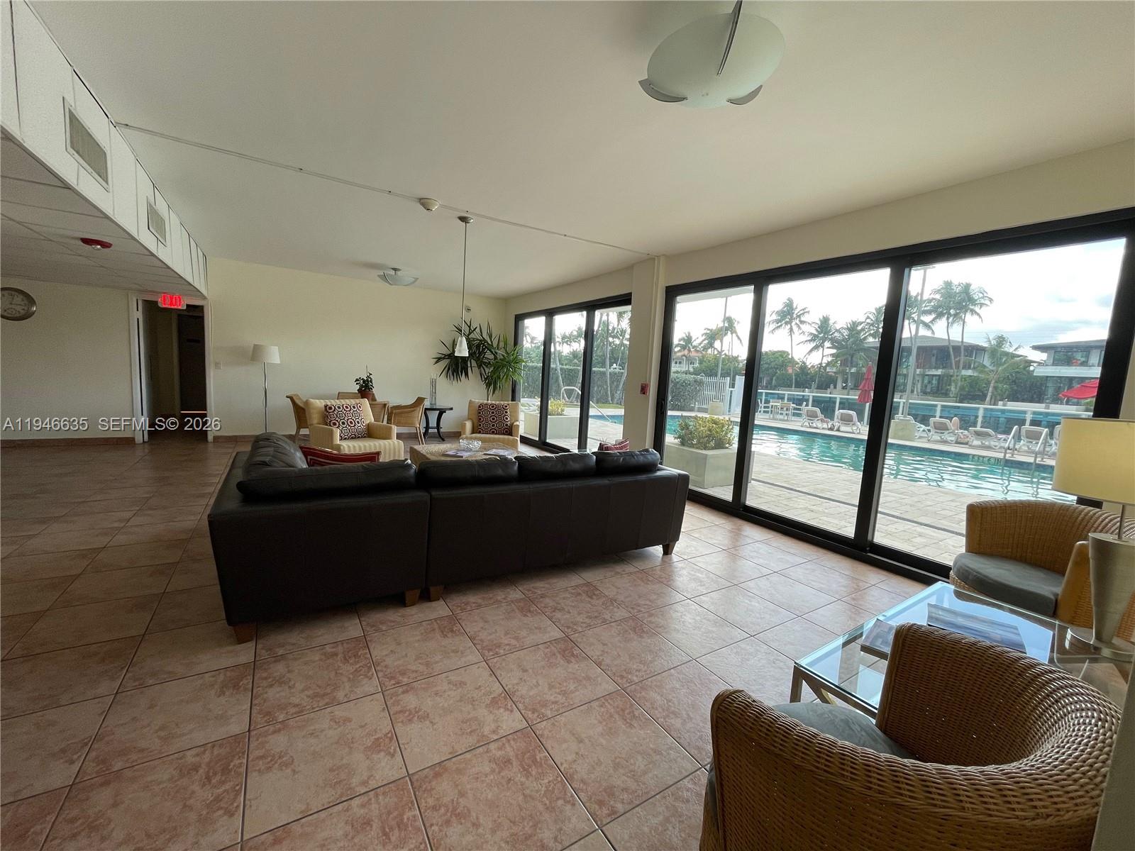 GUILDFORD CONDO - Residential
