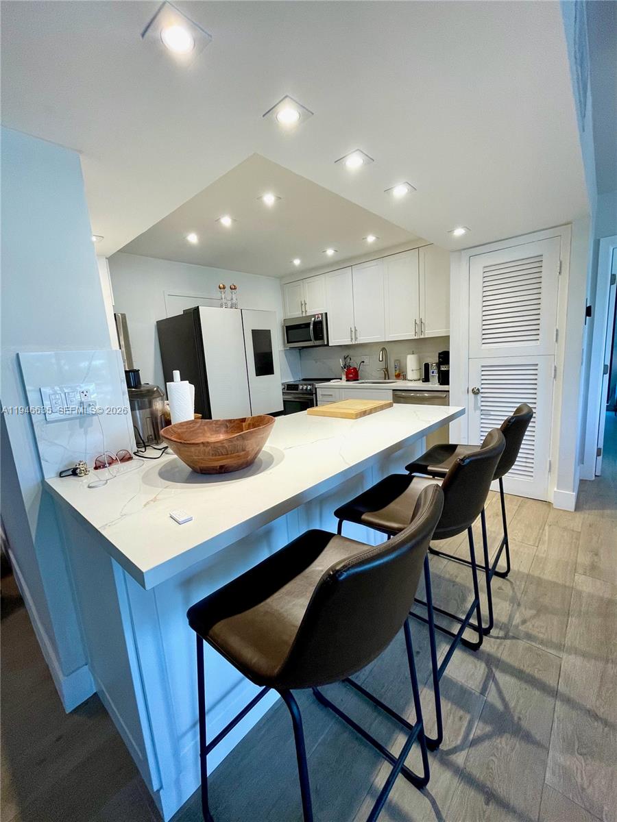 GUILDFORD CONDO - Residential