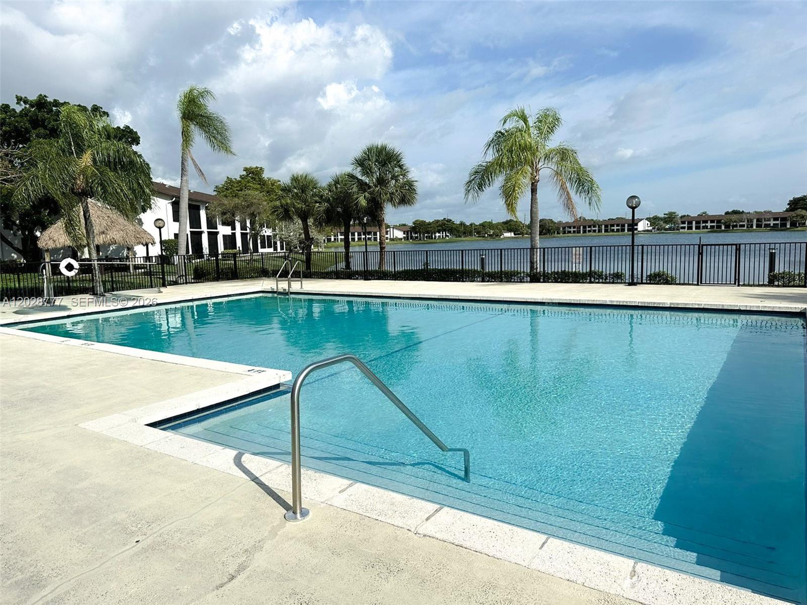 LAKE POINTE CONDOMINIUM N - Residential Lease
