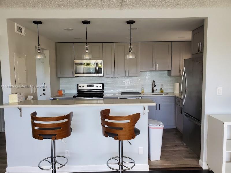 WATERGATE 6 CONDO - Residential Lease