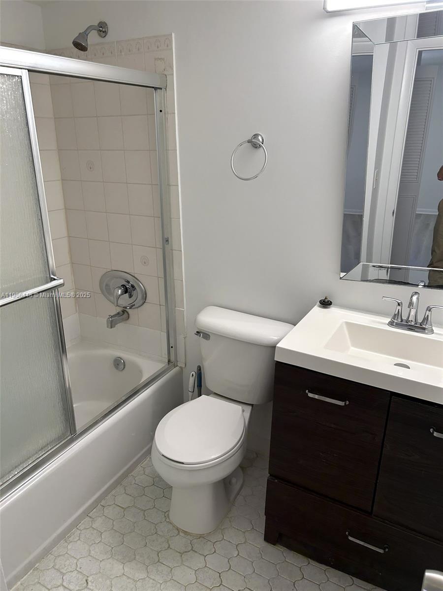 CAPRI GARDENS CONDO - Residential
