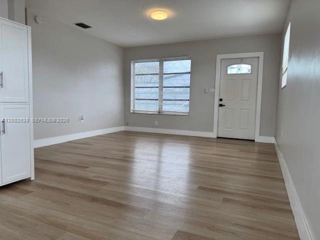 Cozy, updated 3bedrooms-1bath home in Hollywood. This home could serve as nice family home, or a great investment property. Roof done in 2021, as well as the kitchen and the appliances. New laminate flooring, A/C unit, bathroom remodel all completed in 2025.
Centrally located near shopping, schools and more.  You can enjoy the beach 15 mins away. Walking distance to Publix, movies, shops and food in the Festival Shopping Center. Just a short drive to the luxury shopping at Aventura Mall and Dania Pointe. 
Easy access to Florida’s Turnpike (5 min). Fort Lauderdale-Hollywood International Airport (FLL) is only a 15-minute drive away. Minutes from the iconic Guitar Hotel at Seminole Hard Rock (3.2 miles), and the excitement of Hard Rock Stadium.