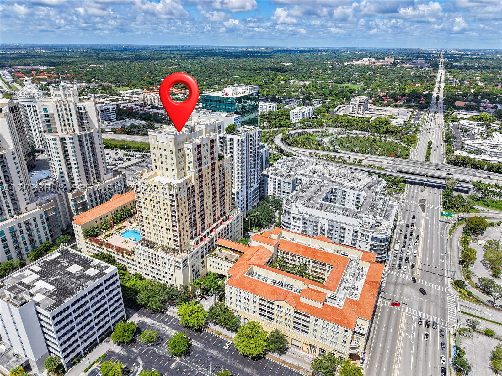 TOSCANO CONDO - Residential