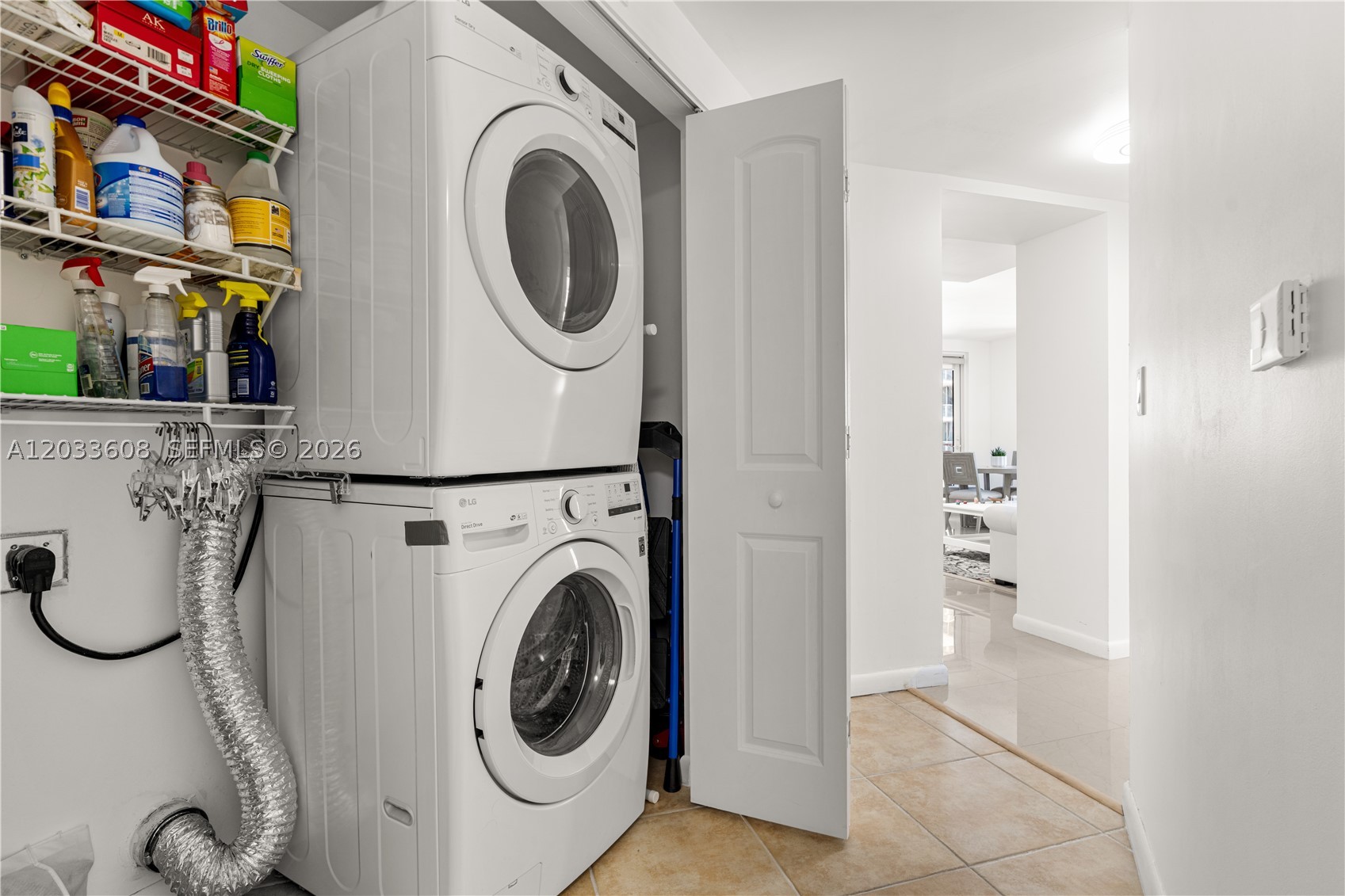 TOSCANO CONDO - Residential