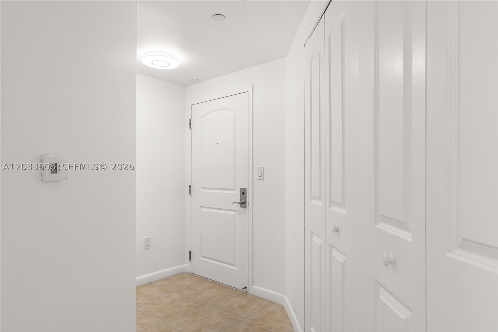 TOSCANO CONDO - Residential