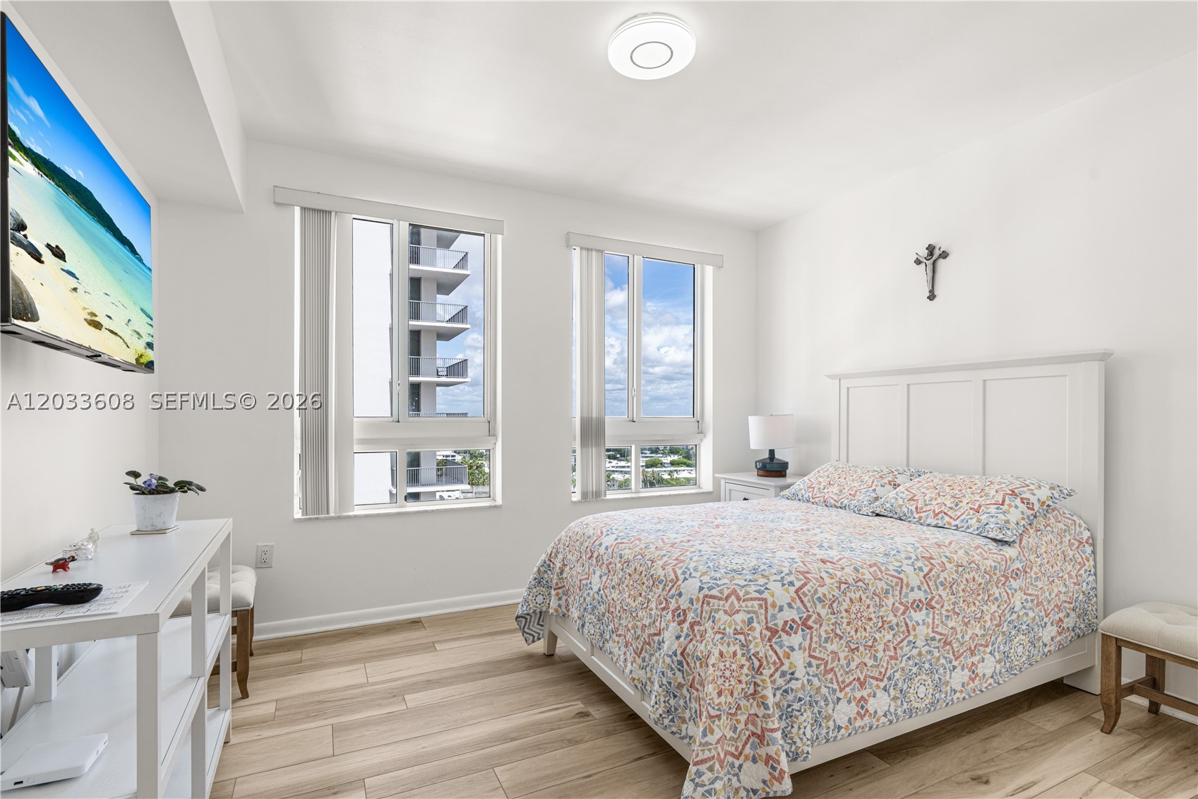 TOSCANO CONDO - Residential