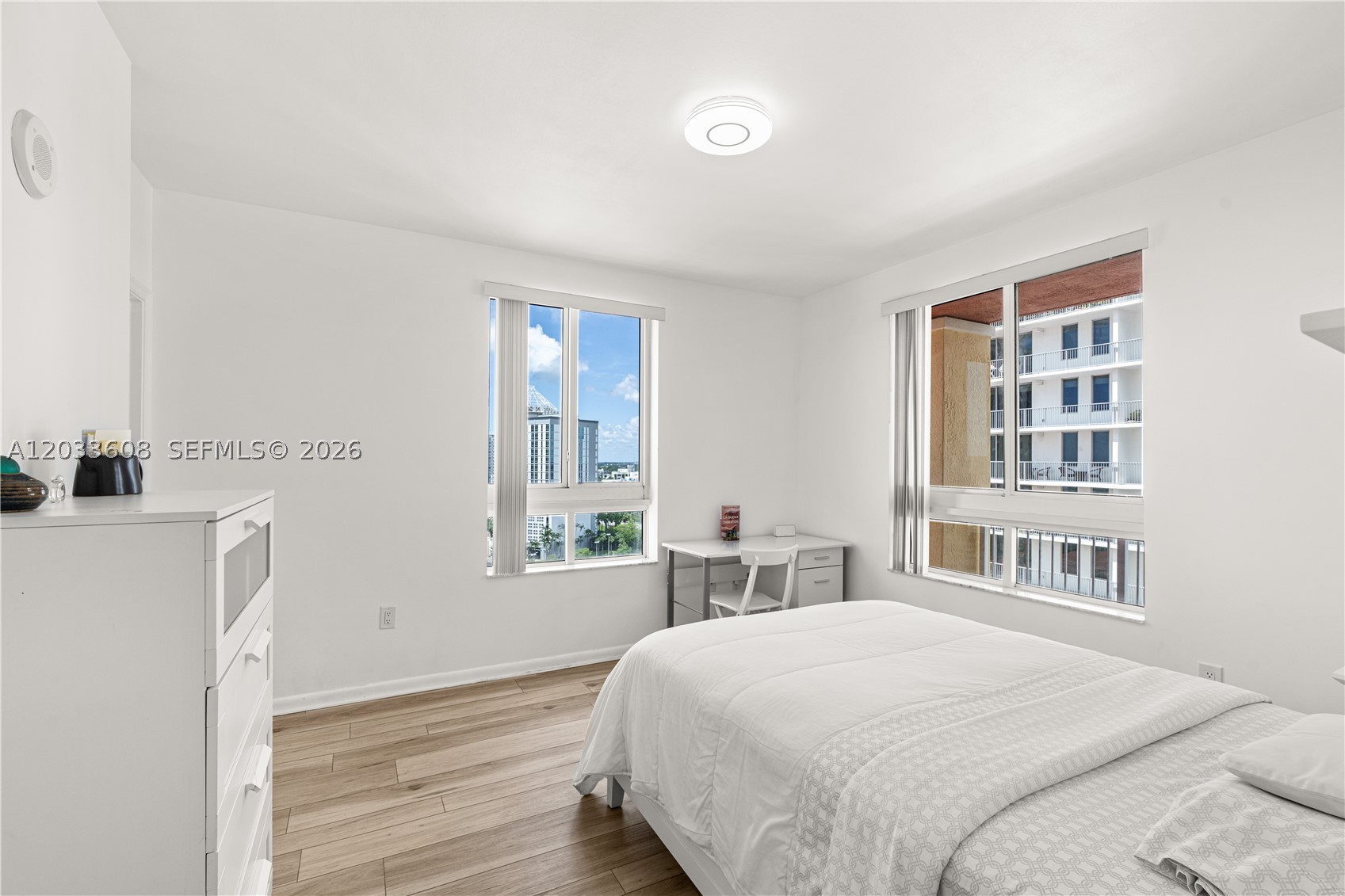 TOSCANO CONDO - Residential