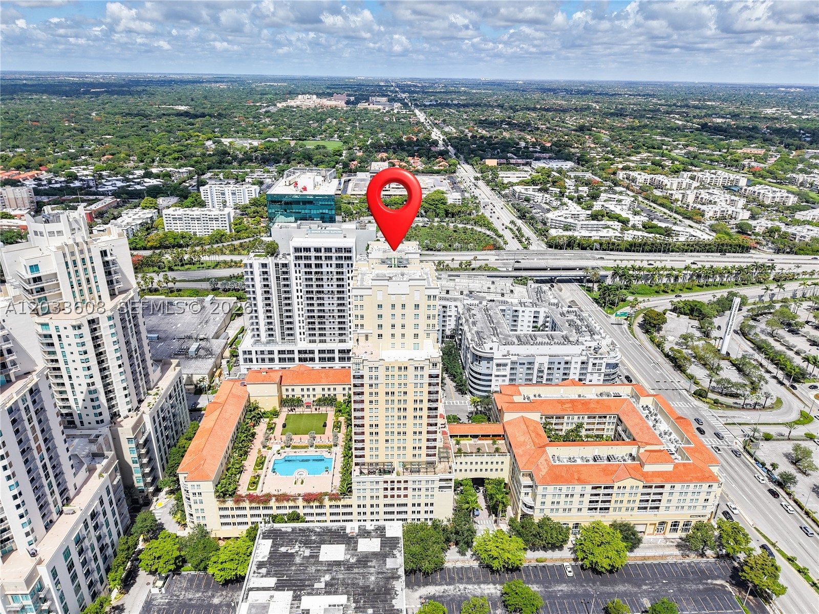 TOSCANO CONDO - Residential