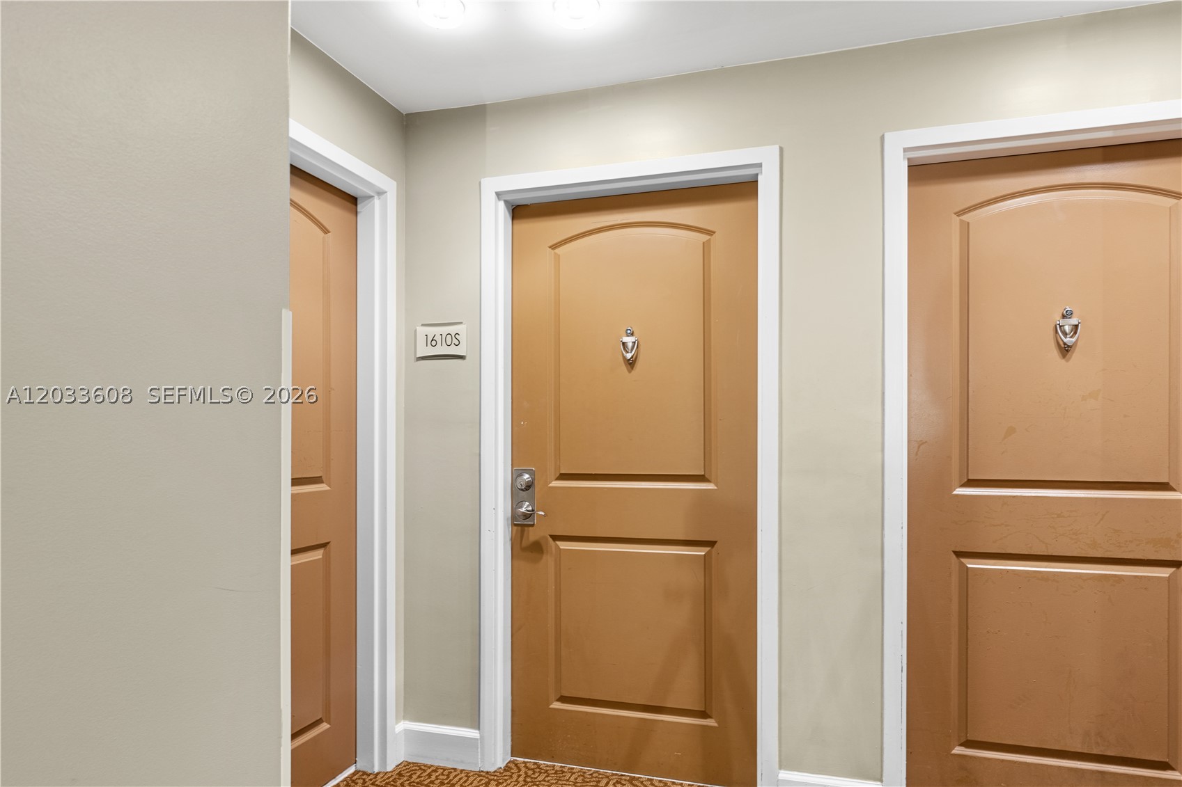 TOSCANO CONDO - Residential