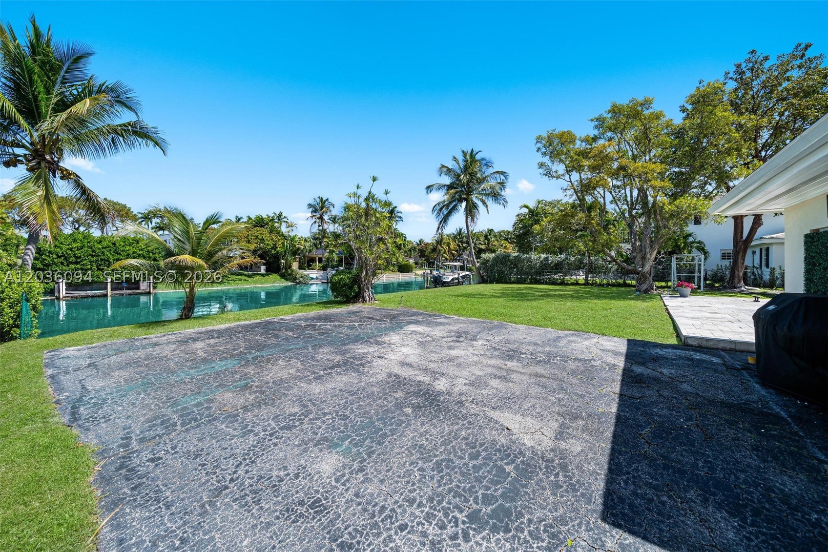 BAY POINT - Residential