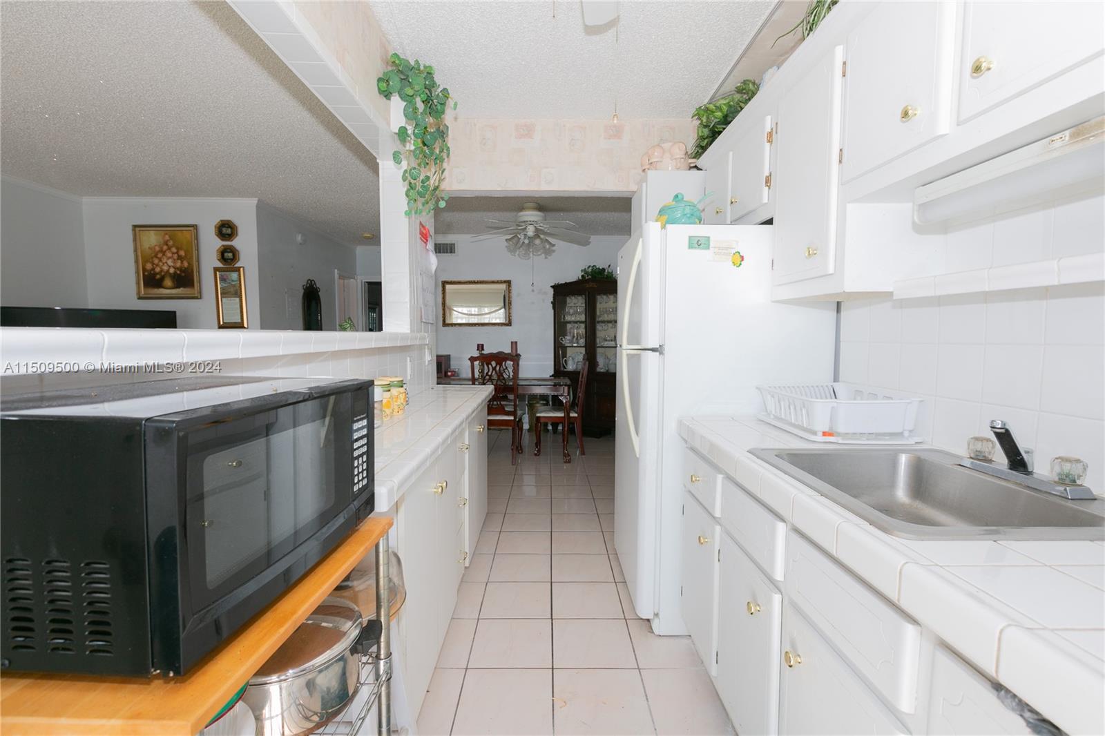RO-MONT GDNS ANDOVER CONDO - Residential