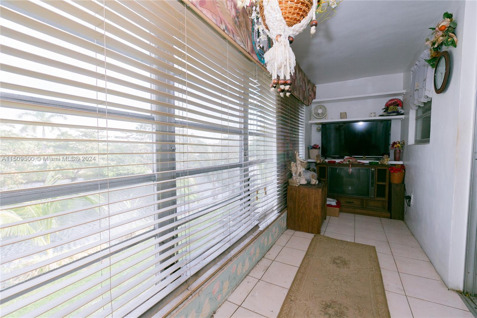 RO-MONT GDNS ANDOVER CONDO - Residential