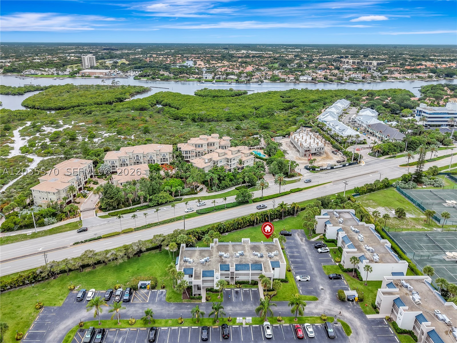 JUPITER OCEAN AND RACQUET - Residential