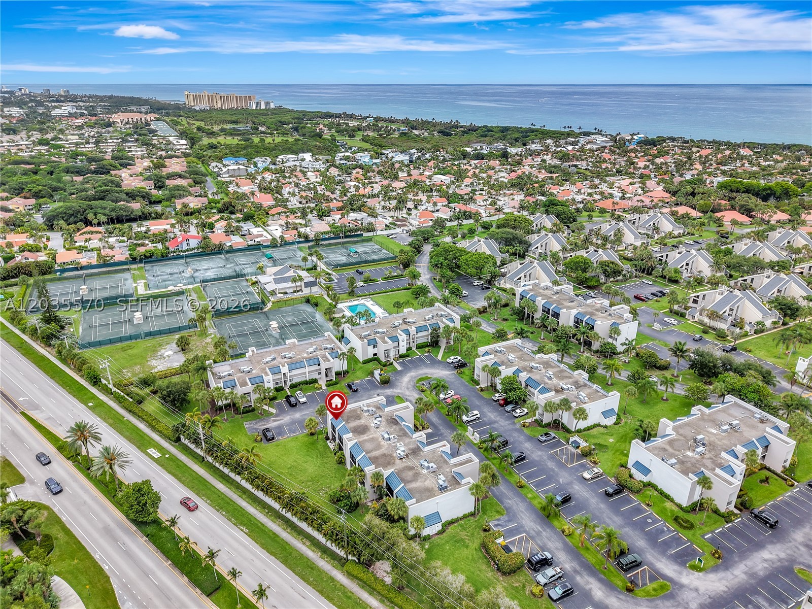 JUPITER OCEAN AND RACQUET - Residential