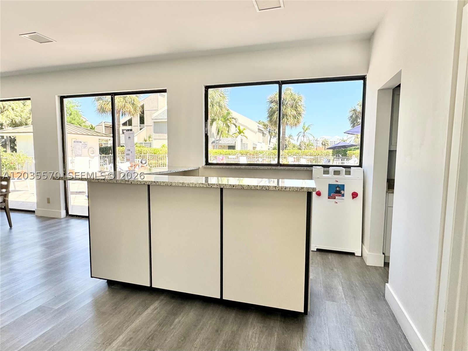JUPITER OCEAN AND RACQUET - Residential