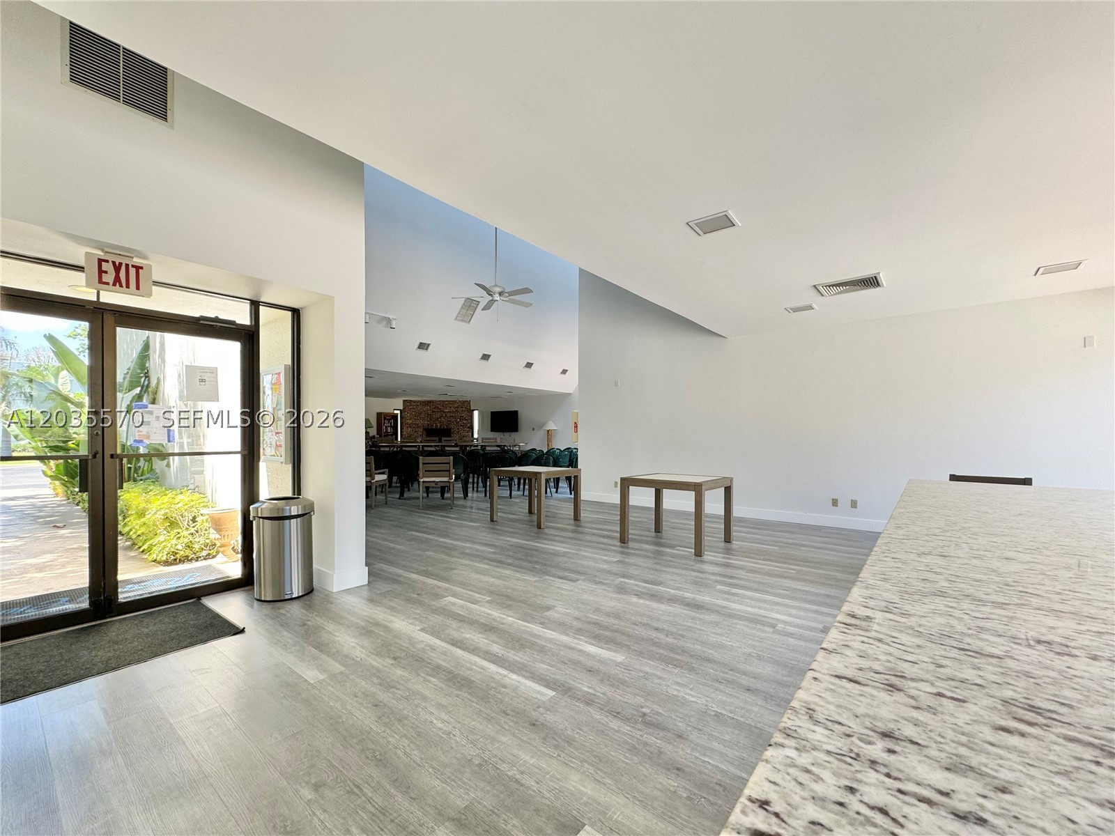 JUPITER OCEAN AND RACQUET - Residential
