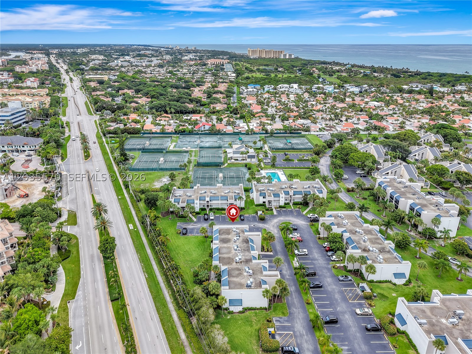 JUPITER OCEAN AND RACQUET - Residential