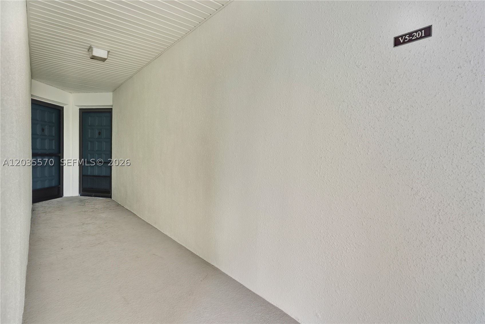 JUPITER OCEAN AND RACQUET - Residential