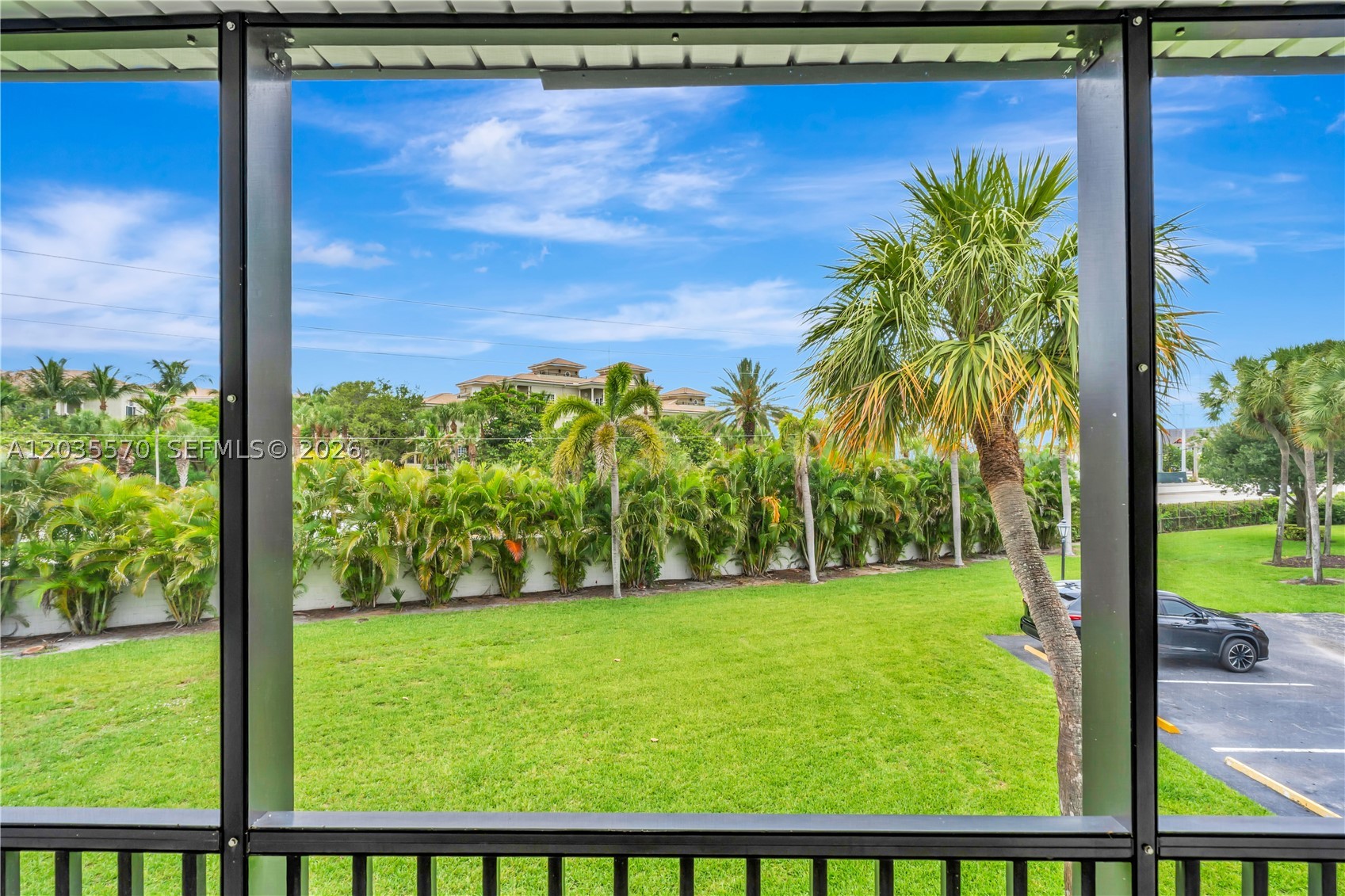 JUPITER OCEAN AND RACQUET - Residential
